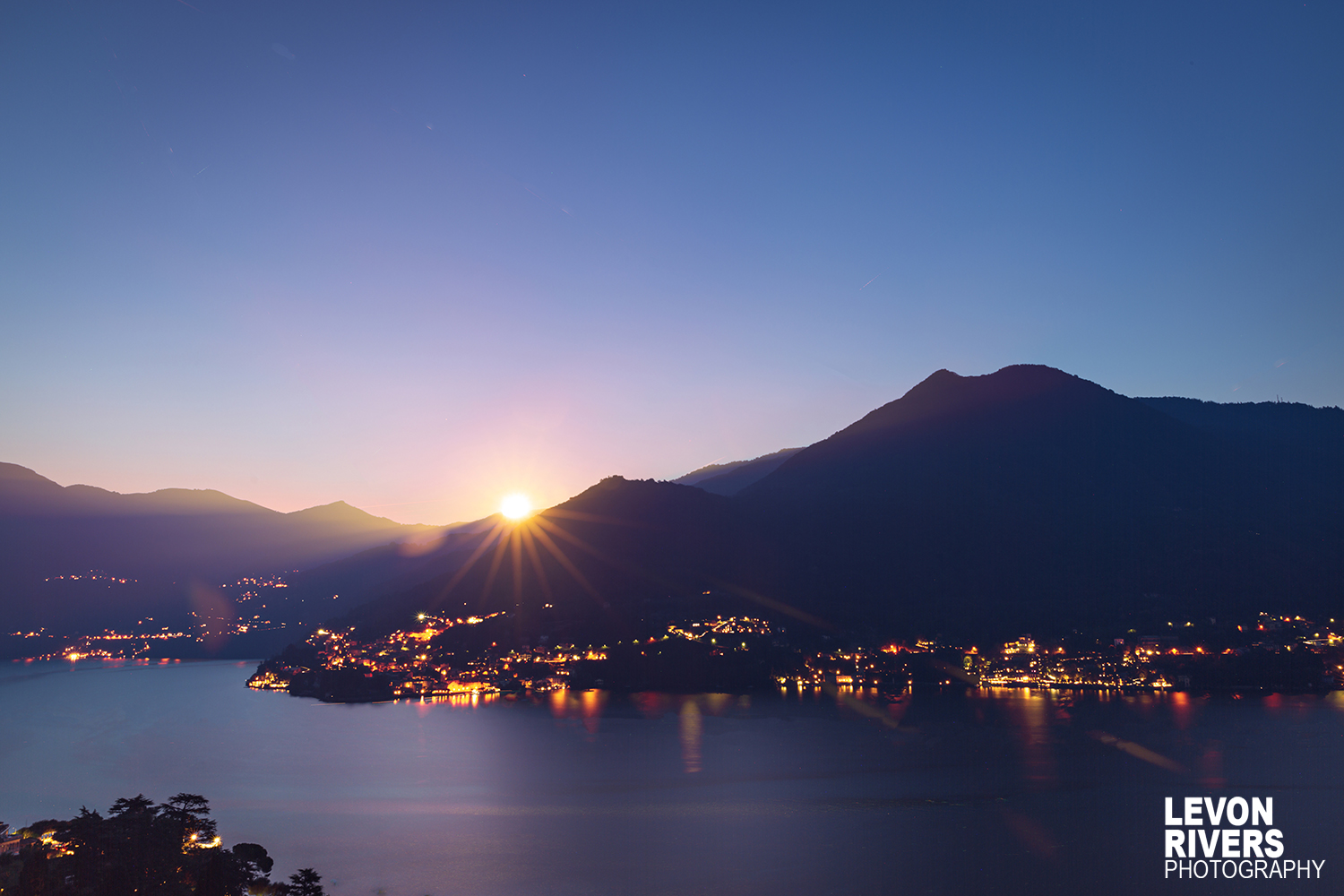 Como Sunrise