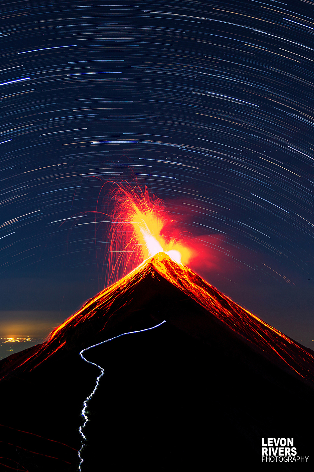 Fuego Startrail